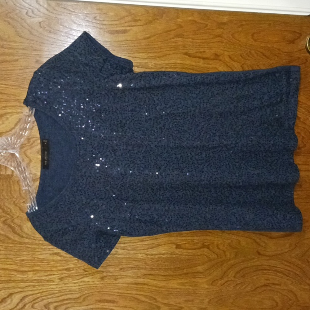 The Limited M black sequined short sleeved tee, good condition